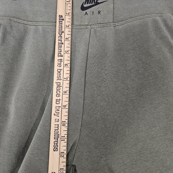 Nike Air CV8573-222 Womens Sportswear Fleece Jogger Sweatpants Color Block M - Picture 3 of 9